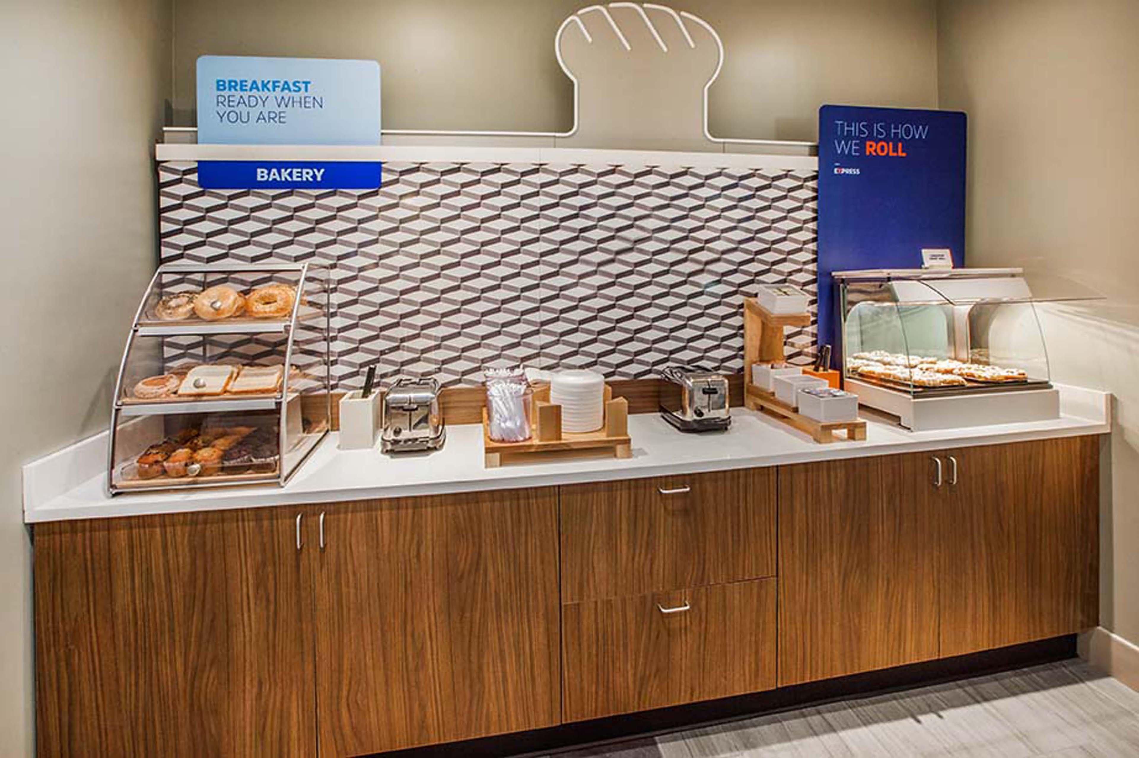 Holiday Inn Express & Suites Raceland - Highway 90 By Ihg Экстерьер фото